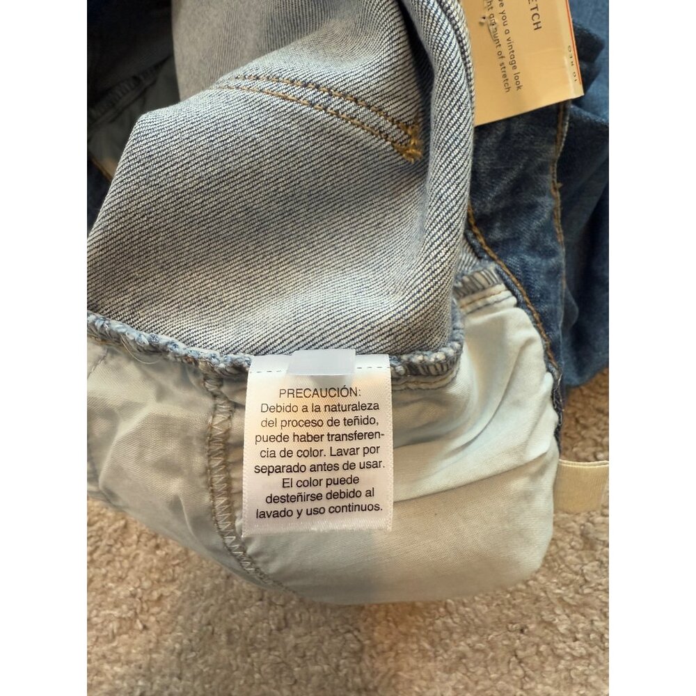 Universal Threads Womens Ankle Bootcut Jeans Size… - image 12